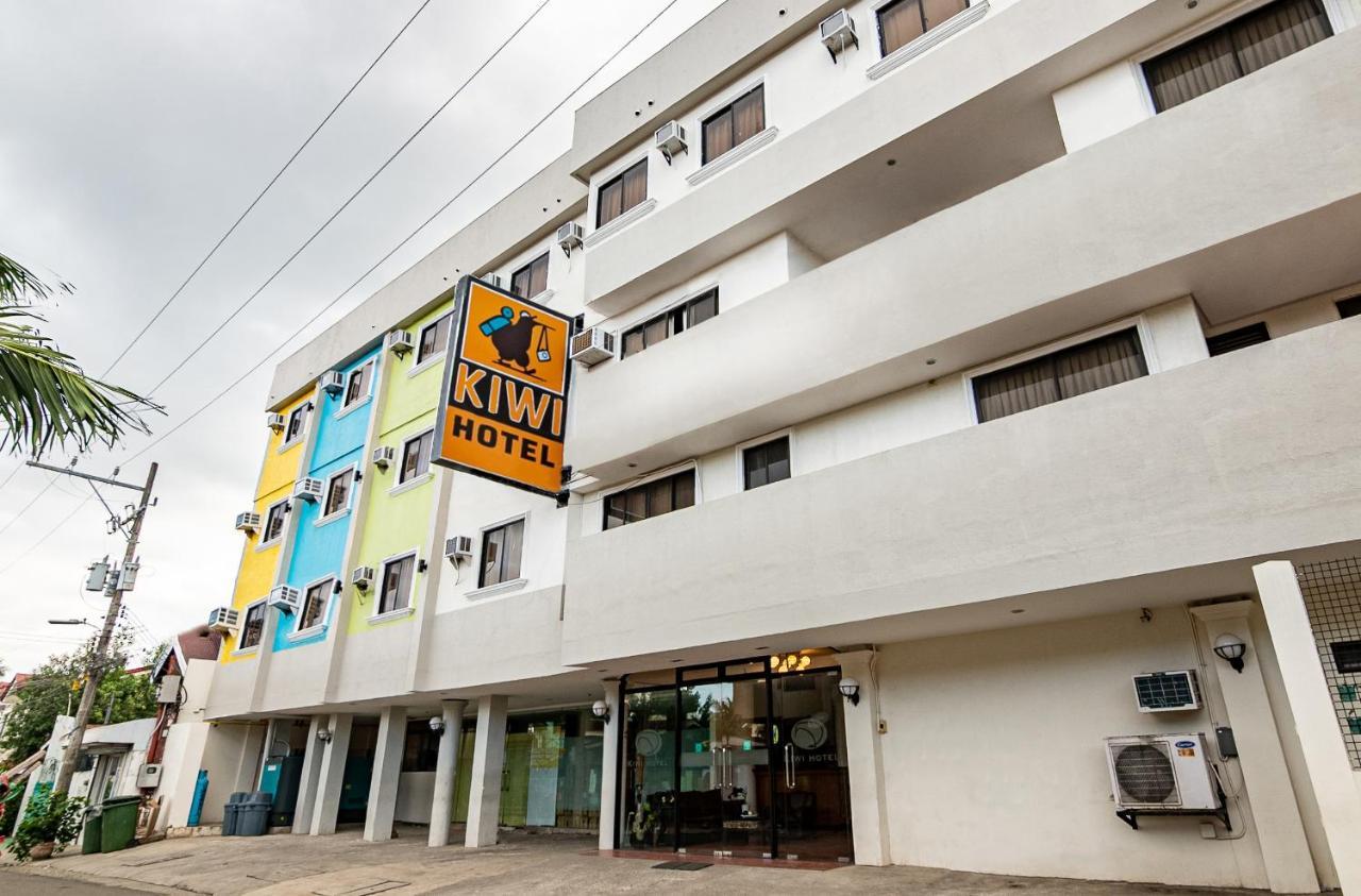 Kiwi Hotel Cebu Buitenkant foto