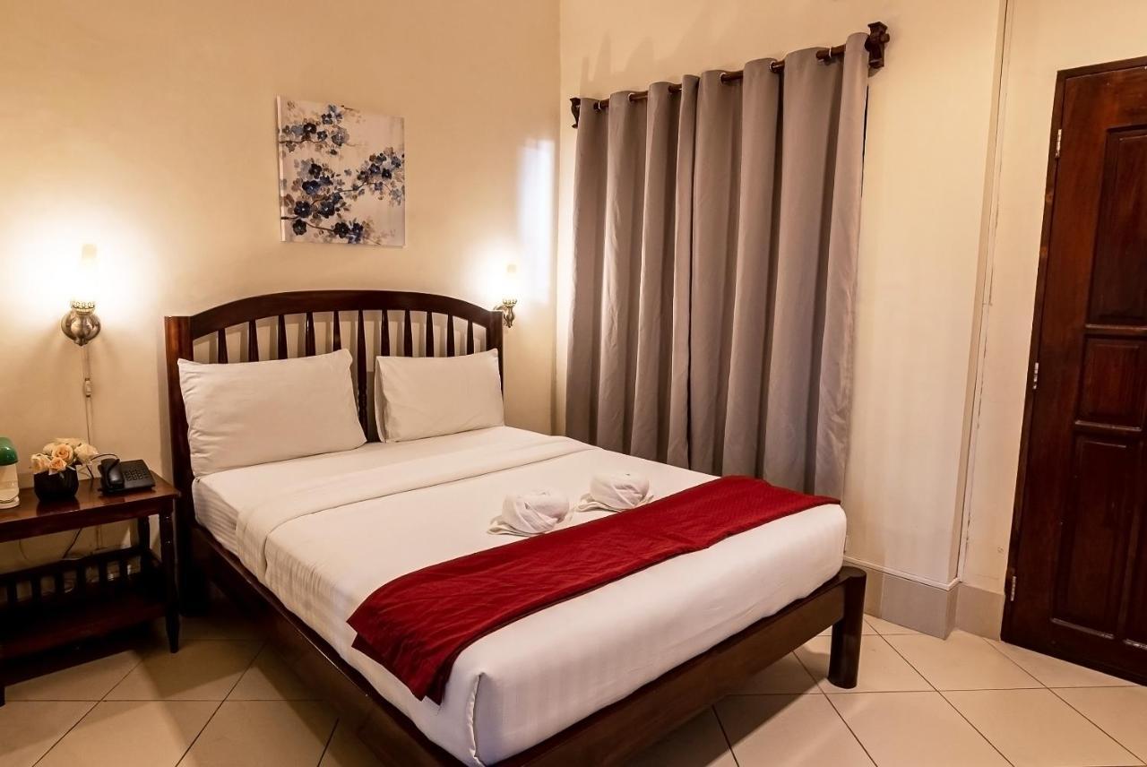 Kiwi Hotel Cebu Buitenkant foto